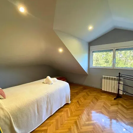 Melgarden - Encinas Апартаменты